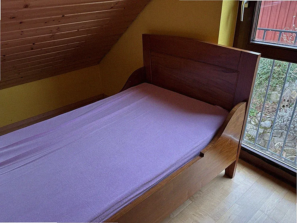 Bett 90x200