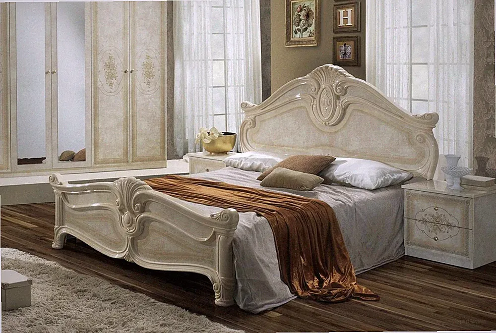 Bett Amalia in Beige Barock
