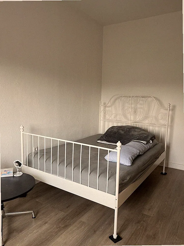 Bett Metall 140x200 mit Matratze und Holzlattenrost