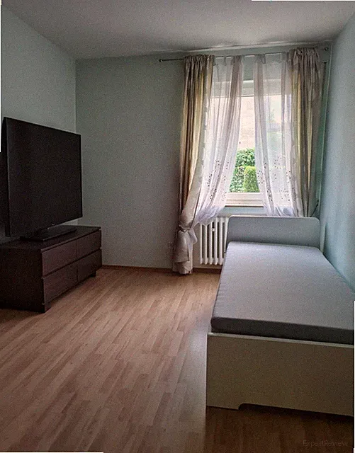 Bett weiß 90 x 200 neuwertig mit Matraze und Lattenrost