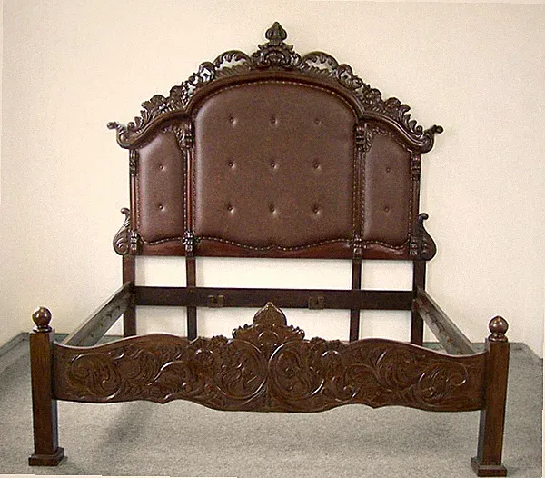 BETTGESTELL KRONENBETT BETT 200 X 200 HOLZ BRAUN POLSTERBETT ANTIK-STIL