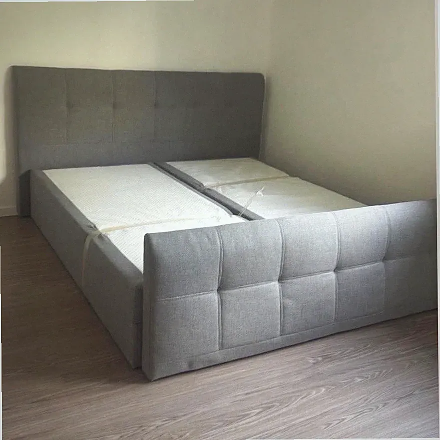 Bettrahmen Coaster 9602TF grau, gepolstertes Kopfteil, 180x200, Matratze
