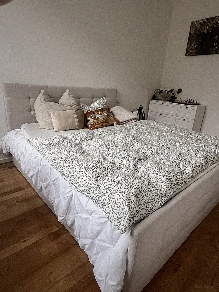 Boxspringbett mit Bettkasten hochklappbar beige 180 x 200 cm