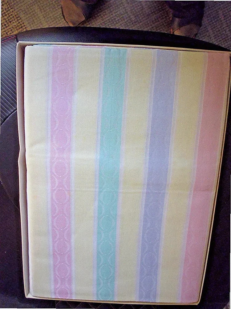 Damast Bettwäsche Vintage 6 tlg. 2 Bezüge 4 Kissen