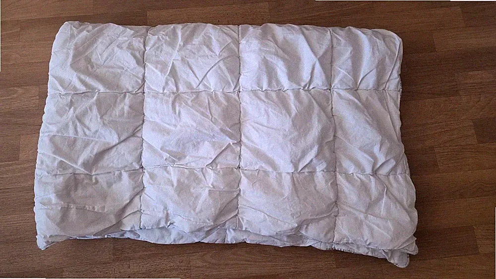 Deckbett / Bettdecke, 170 x 110 cm, Polyester + Baumwolle