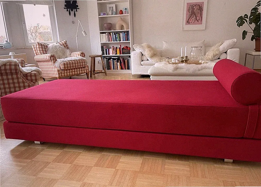 Designer Daybed Softline Lubi - Made in Denmark - Rot Filz 588 + Nackenrolle