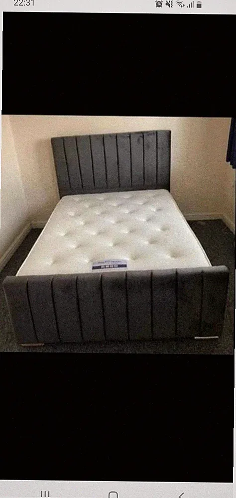 Doppelbett grau Plüsch Diana nur Bettgestell