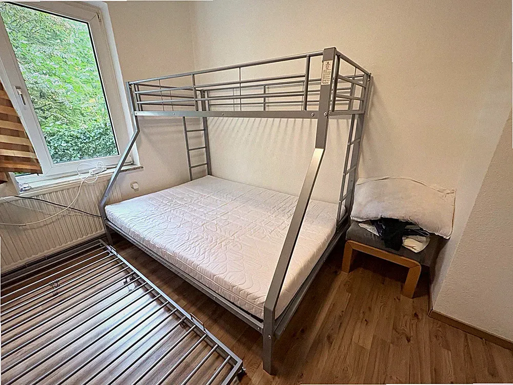 DREBUS HANDEL GMBH Metall-Stockbett Grau Einzelbett mit Lattenrost & Leiter