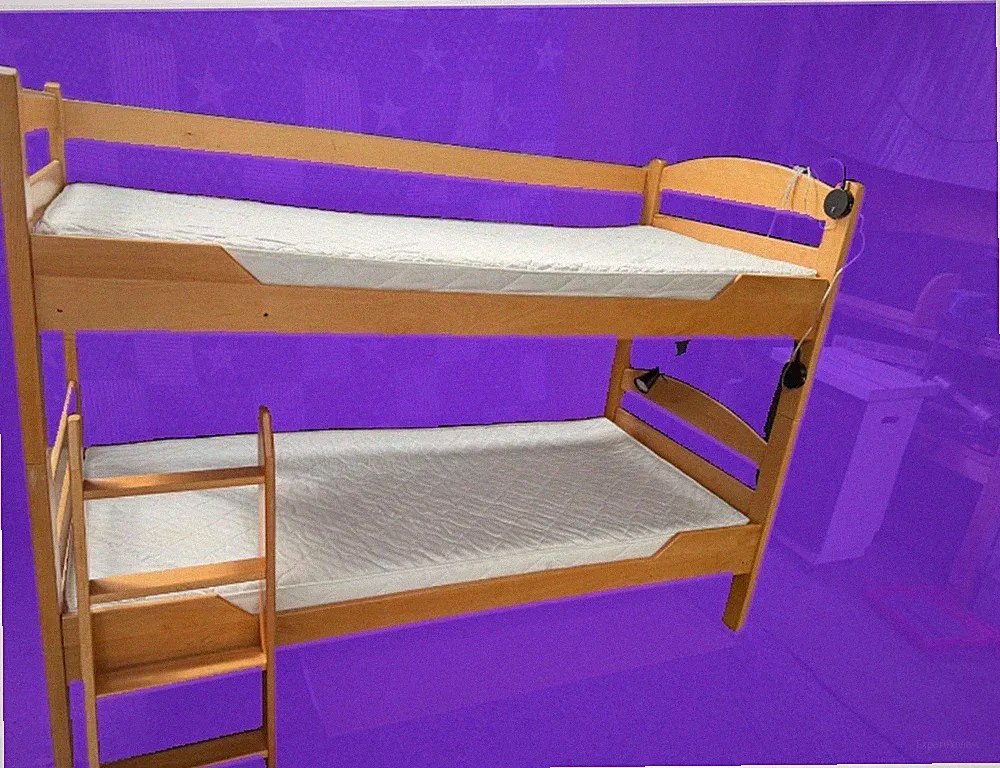 Etagenbett Buche massiv 90x200 neuwertig + 1 Matratze & Lampen