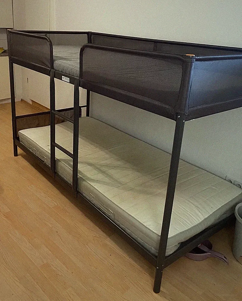 Etagenbett Metall schwarz inkl. 2 Matratzen – stabil & platzsparend
