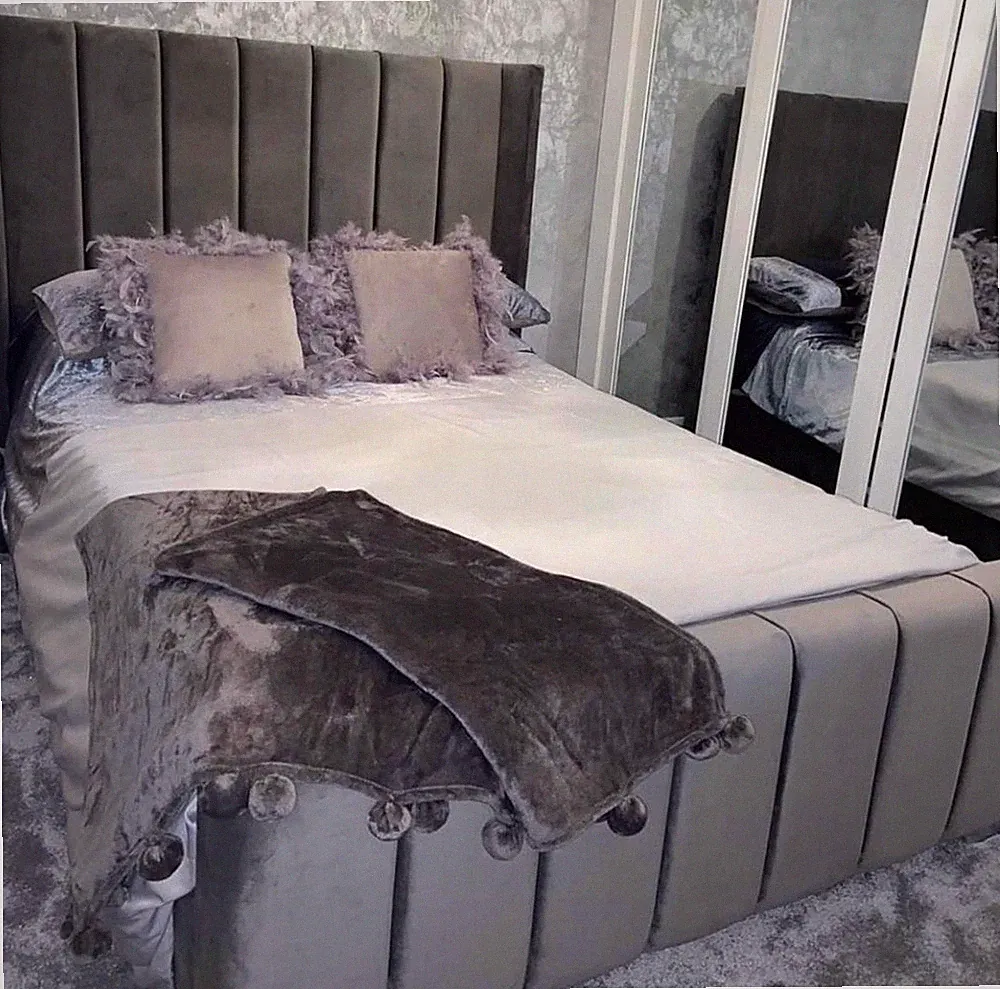 Doppelbett Plüsch grau Flügel nur Bettgestell