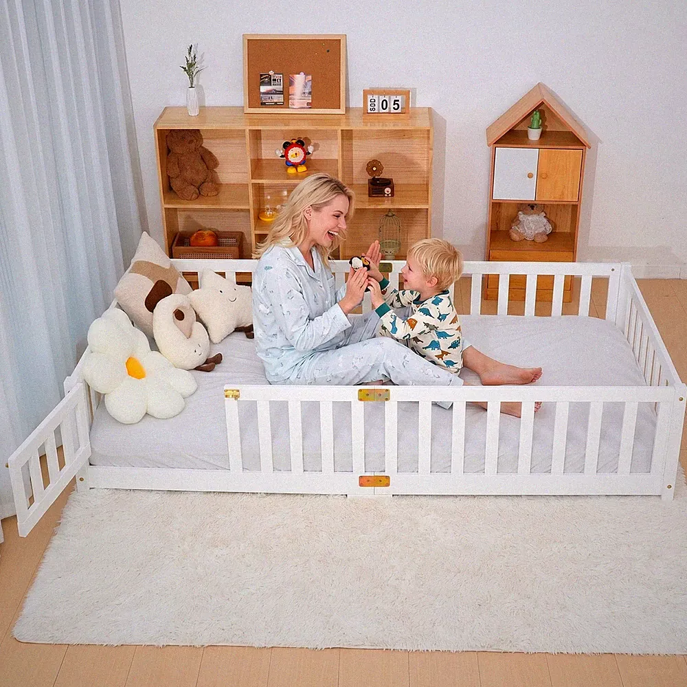 Kleinkind-Bodenbett für Kinder mit Sicherheitsgitter niedriges gepolstertes Bett