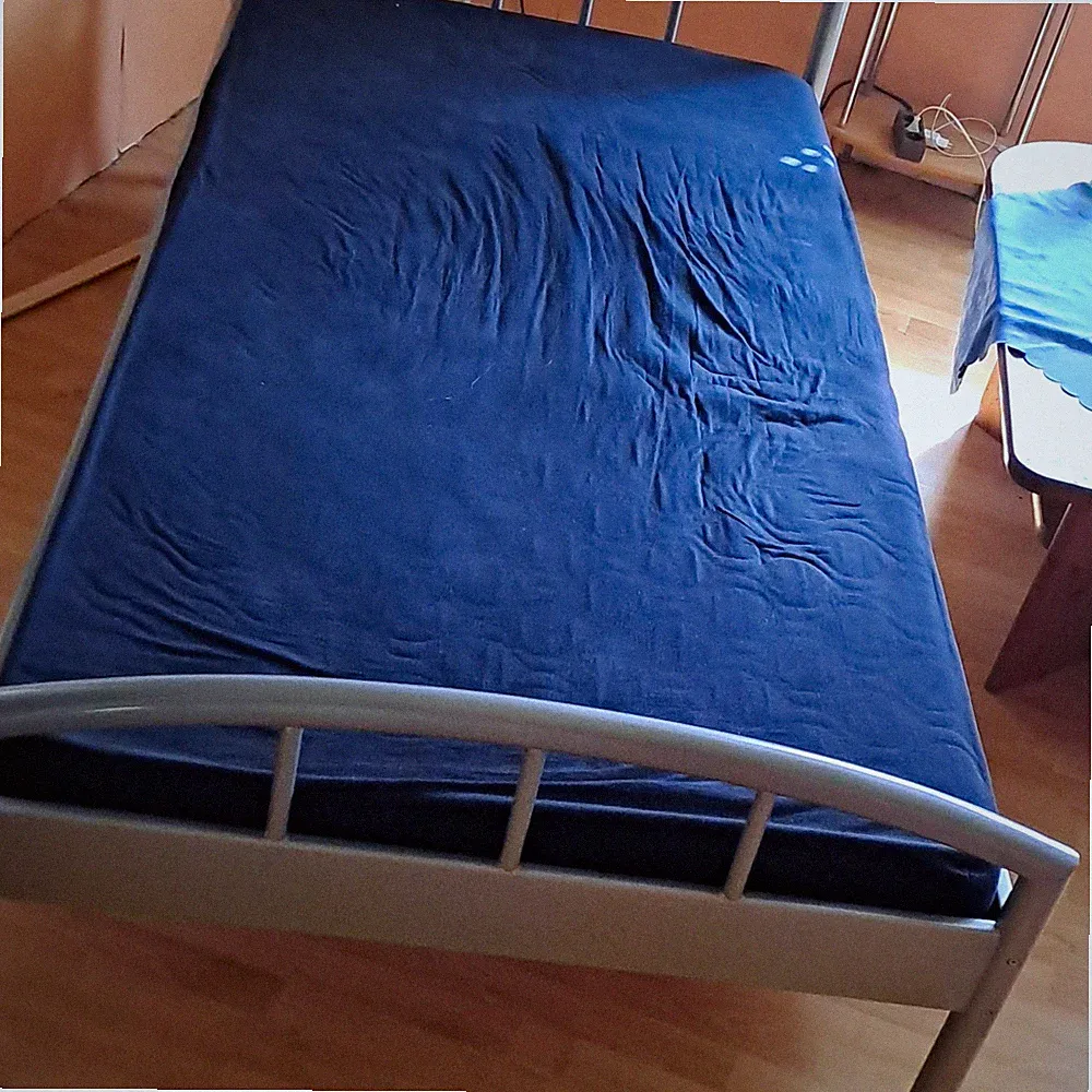 Metall Tagesbett 100x200 cm silber/blau mit Kopf- und Fußteil, einfarbig