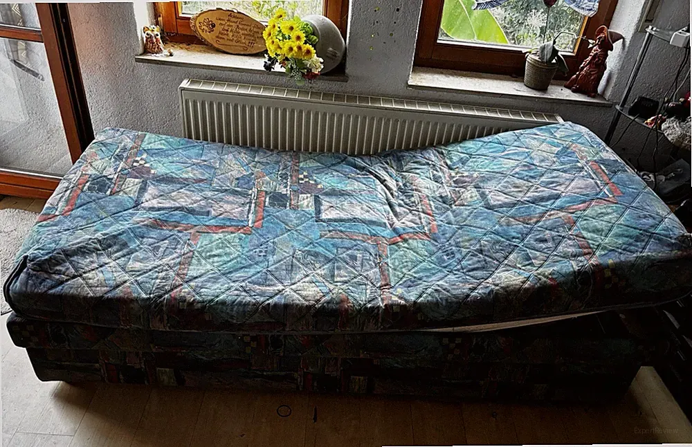 Polsterbett Stauraumbett mit Bettkasten, Lattenrost & Matratze 90x200 blau
