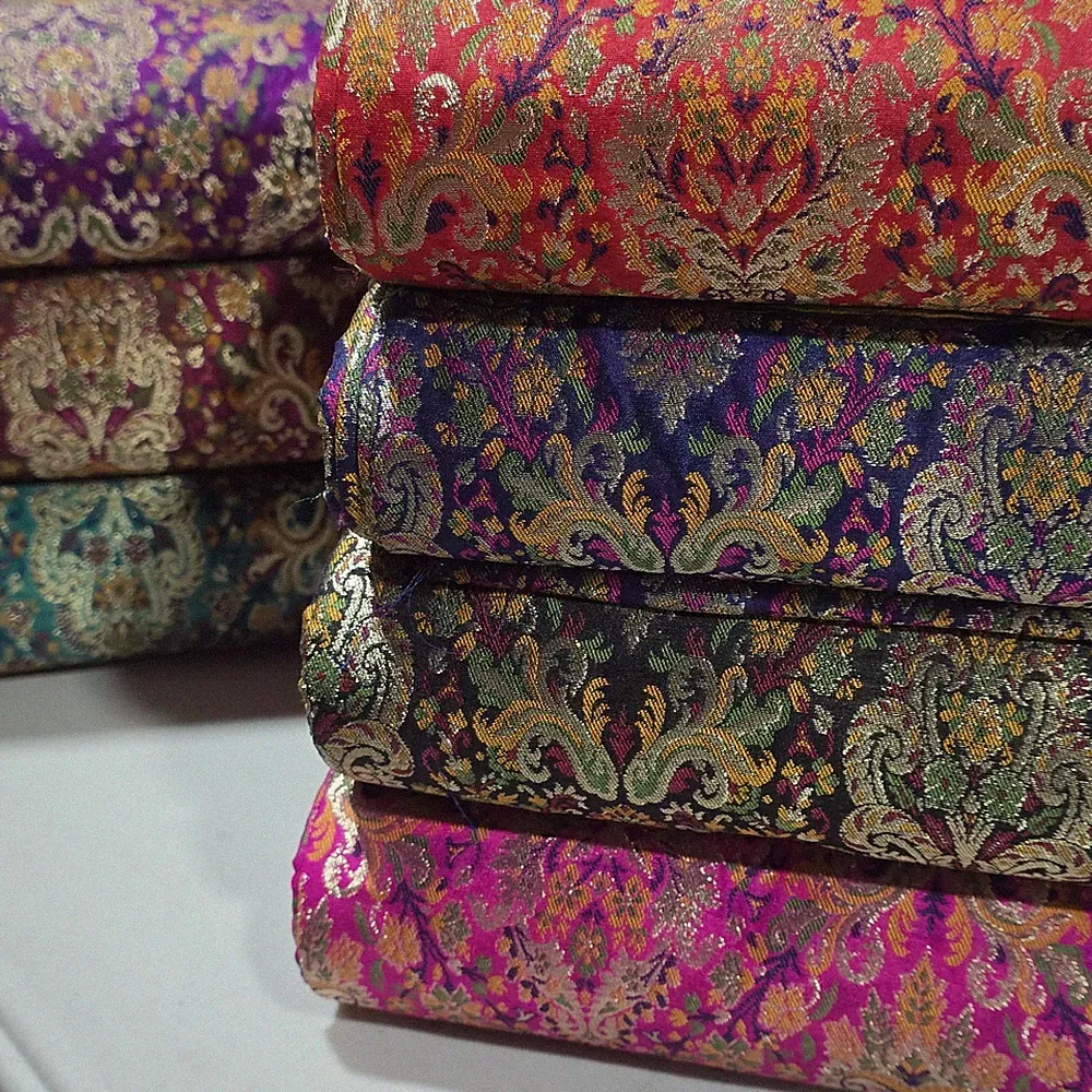 Royal Mughal Paisley Gold Jacquard Banaras Brokat Kleid Handarbeit Stoff Meterware