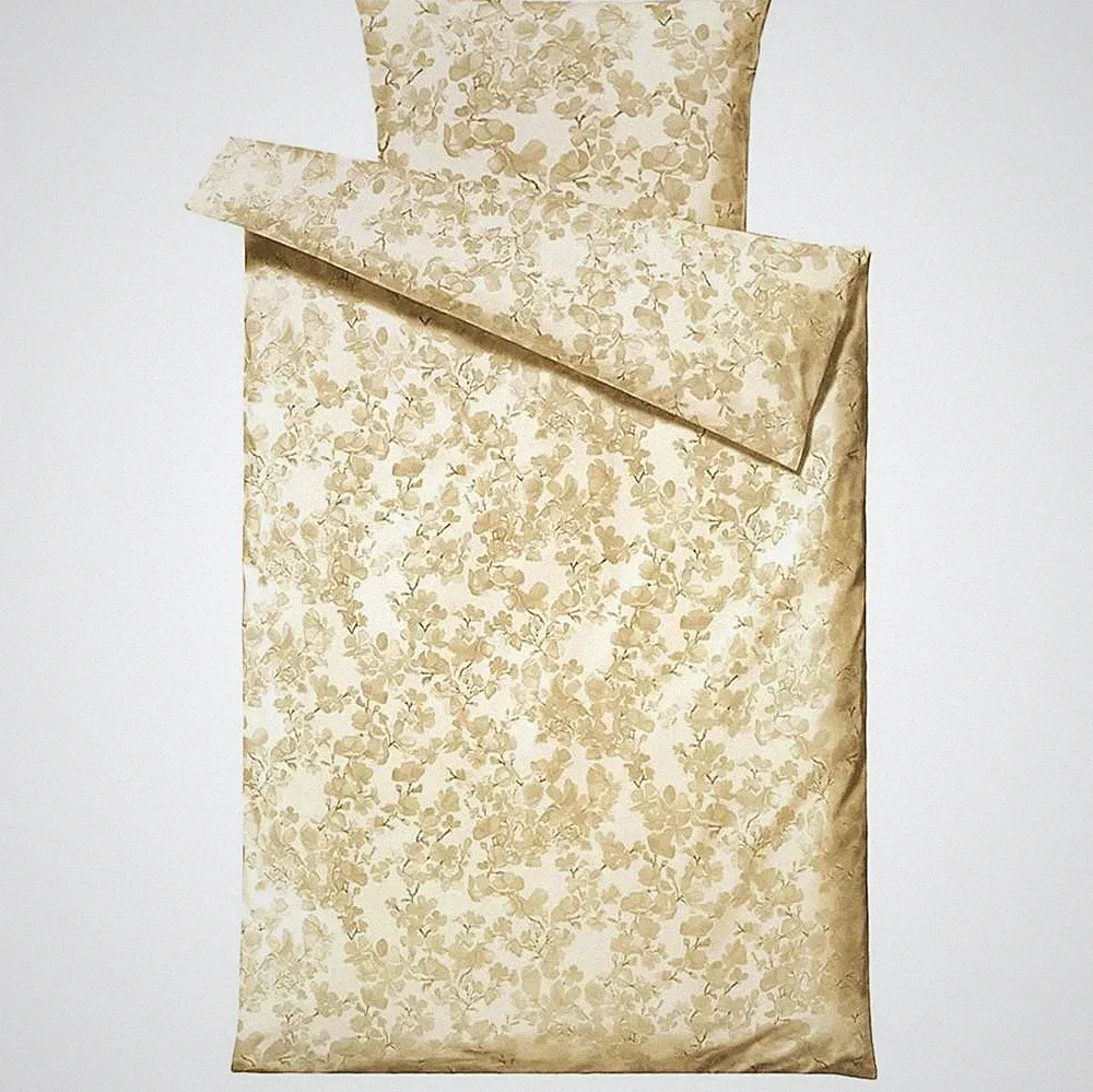 Södahl Bettwäsche 135x200 und 80x80 skandinavisches Blumendesign Blossom golden