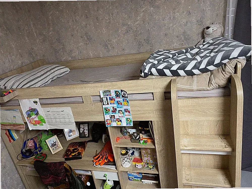 Stella Trading UNIT Hochbett mit Schreibtisch und Schrank 90 x 200 cm