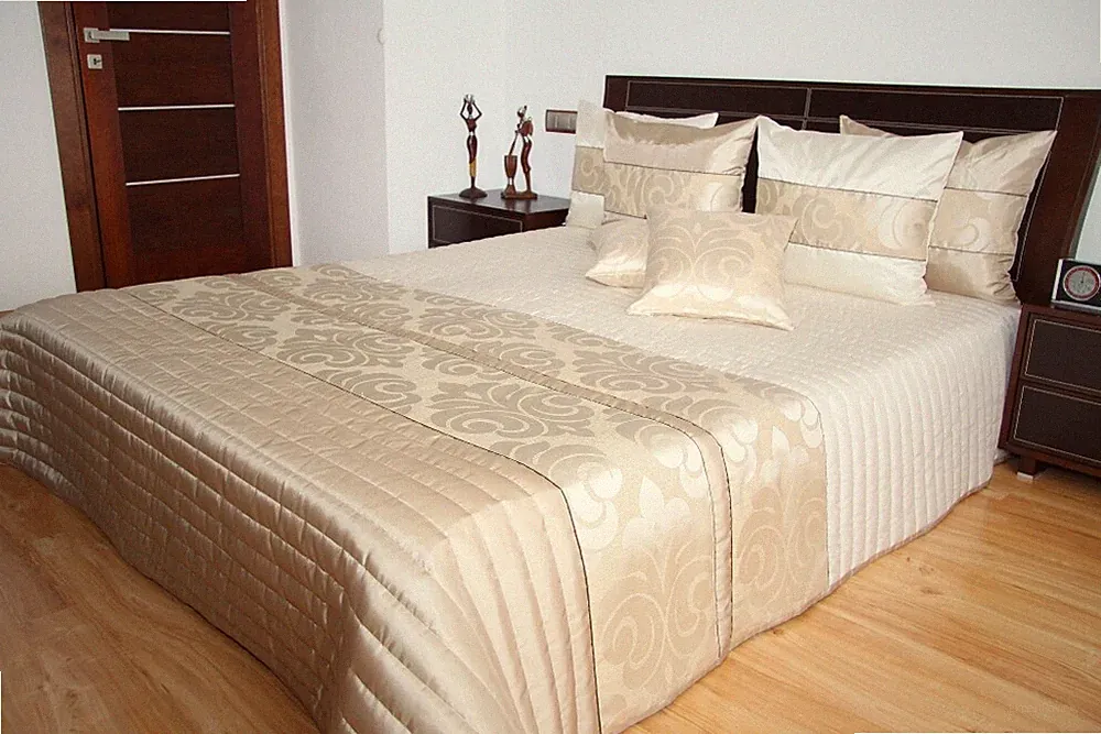 Tagesdecke Antik Bettdecke Bettüberwurf Kissenhülle Set beige creme 240 x 220 cm