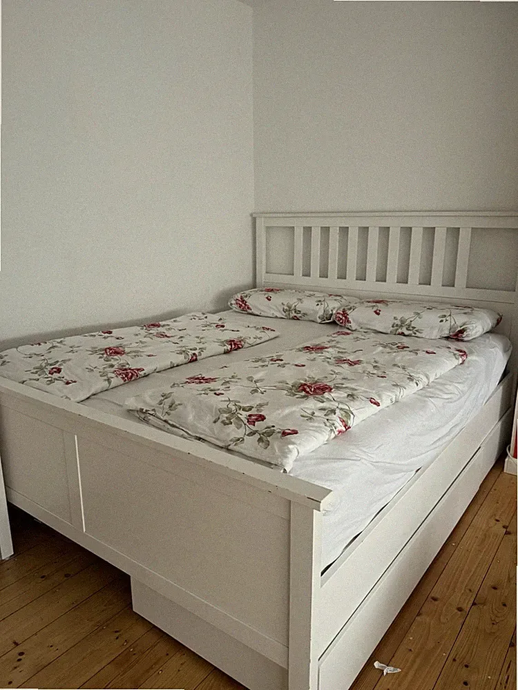 Weißes Holz-Bettgestell 160x200 cm mit Kopfteil & 2 Schublade Stauraum& Lattenro