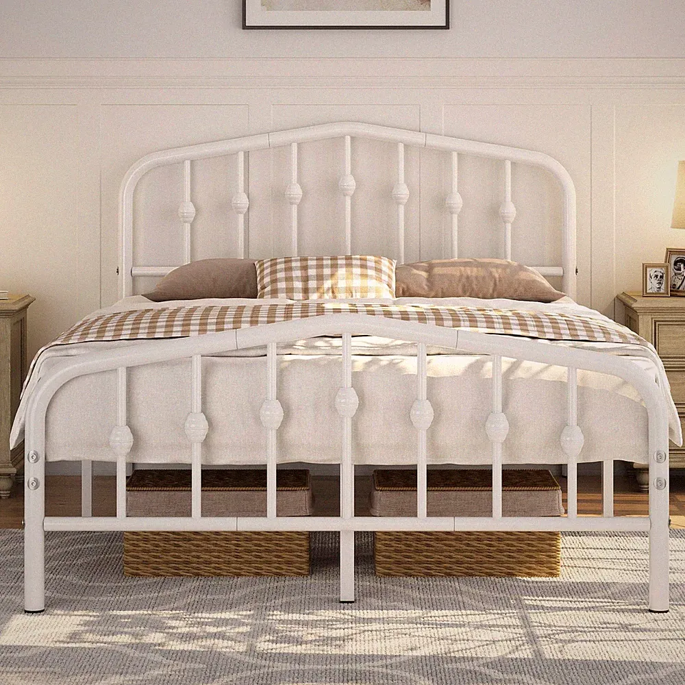 Yaheetech 4 Fuß 6 Doppelbettrahmen Lattenrost Metallbett mit Krone-inspiriertem Design